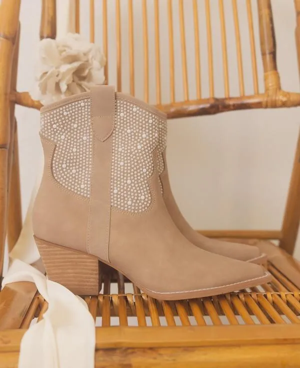 Pearl Studded Western Boots