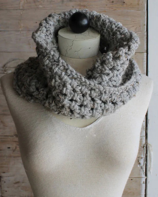 Thick & Quick Infinity Scarves & Cowls Crochet Pattern