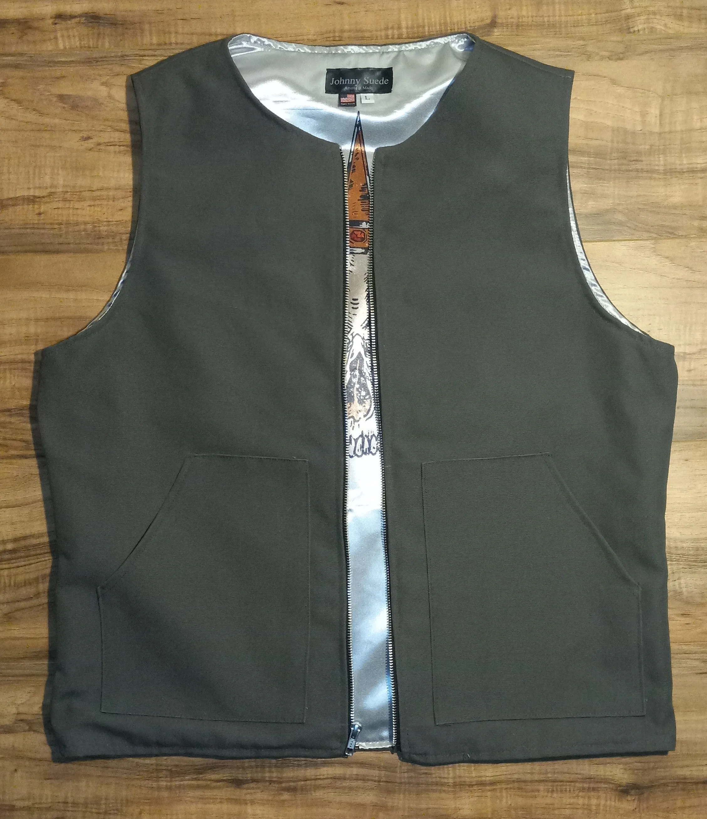 VEST - blk silver crown